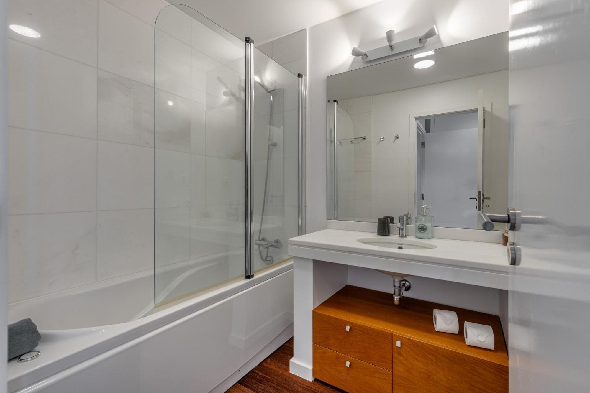 Vista Savoy By Rmz Apartment Funchal  Exterior photo