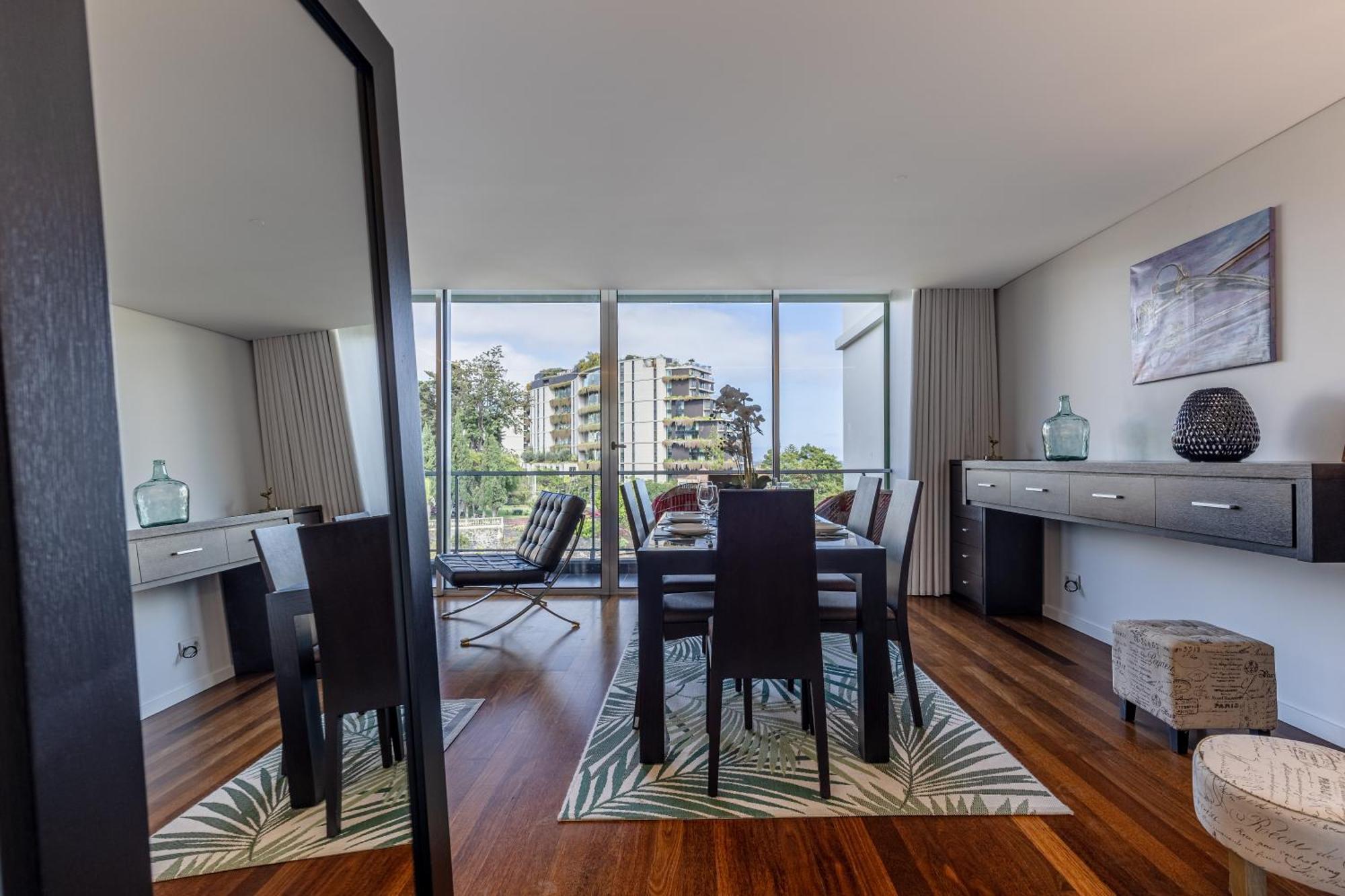 Vista Savoy By Rmz Apartment Funchal  Exterior photo