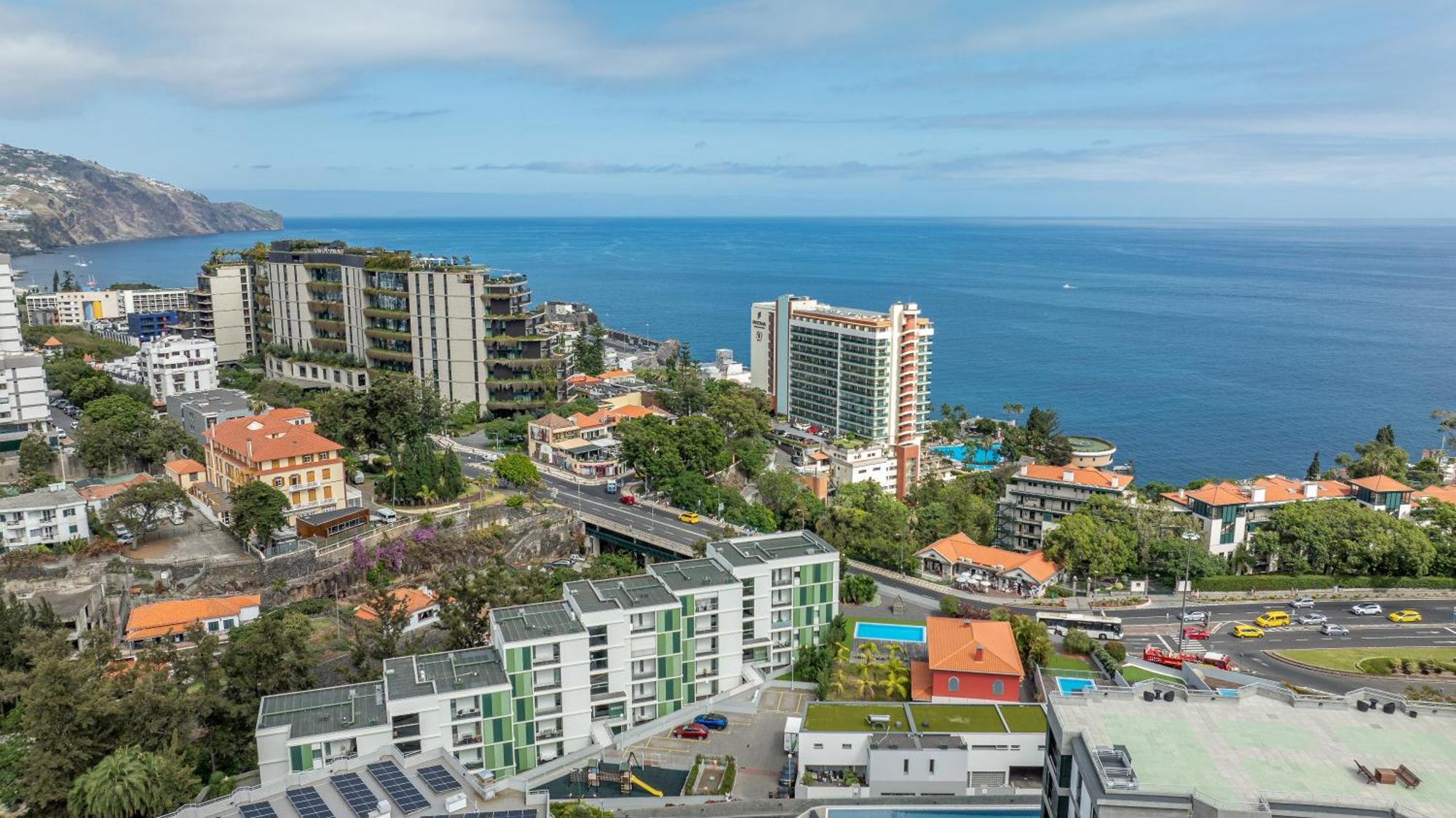 Vista Savoy By Rmz Apartment Funchal  Exterior photo